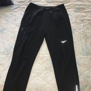 NIKE DRI-FIT SWEATPANTS
